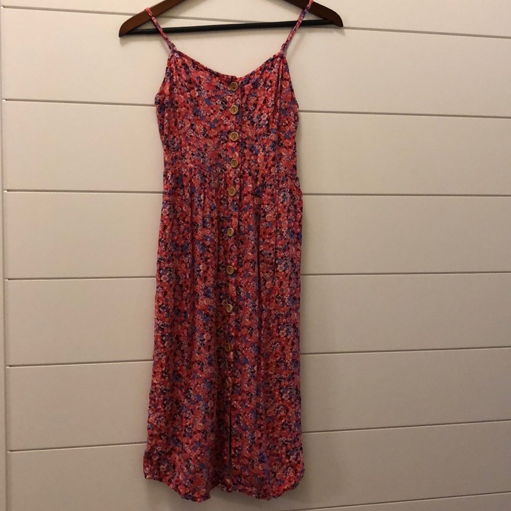 Good condition soft. Durable dress
